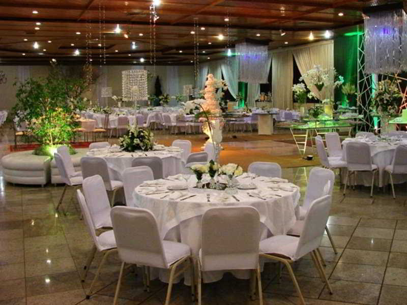 Alice Vitoria Hotel By Nobile Restoran fotoğraf